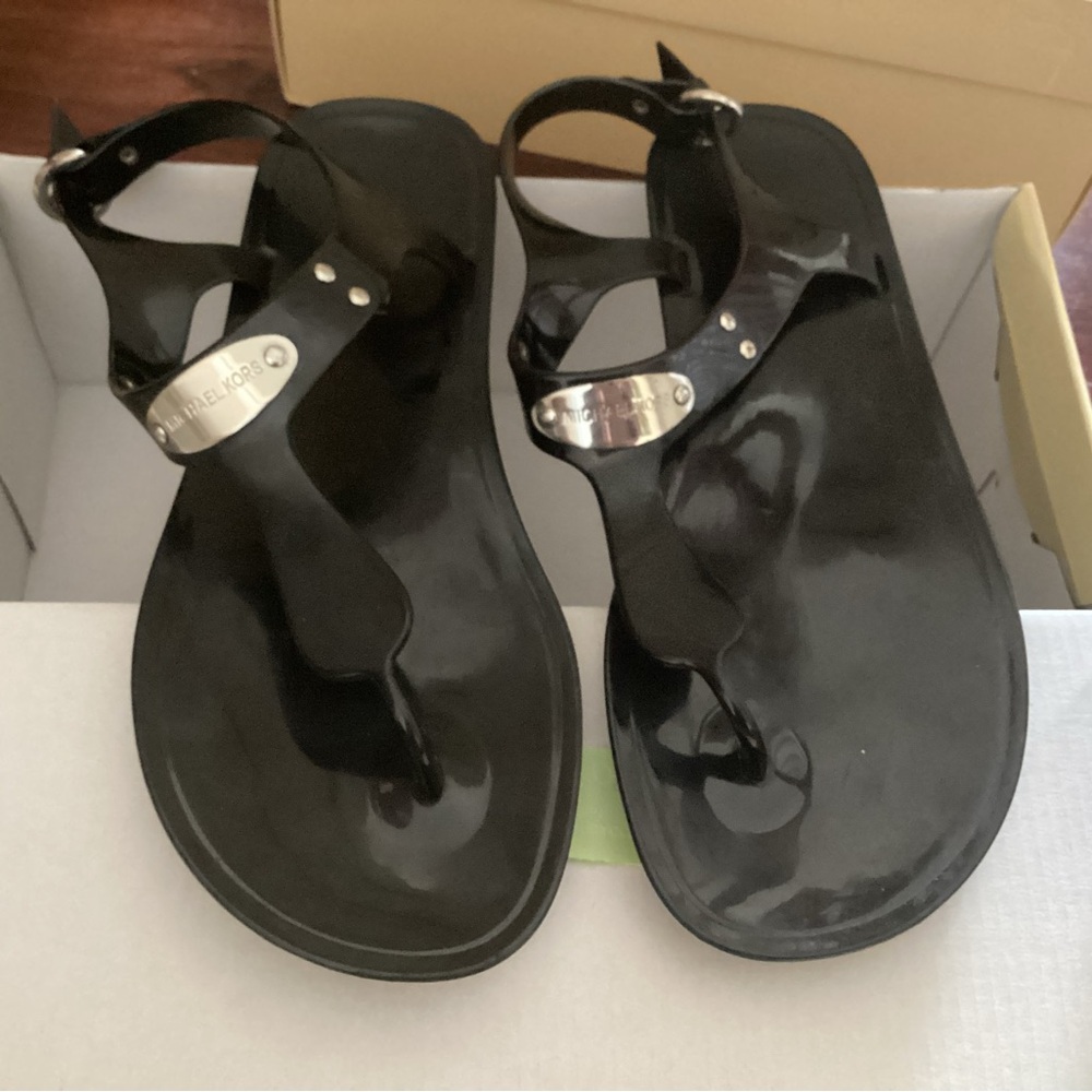 Michael Kors Sandals x 3